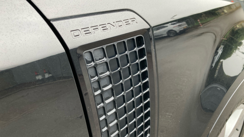 Land Rover Defender 3.0 D250 XS Edition 110 5dr Auto Diesel Estate